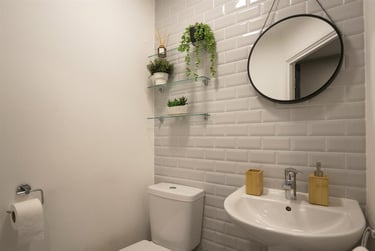 1 bed flat, Fitzhugh Street, Polygon, Southampton, SO152PU - Image 2